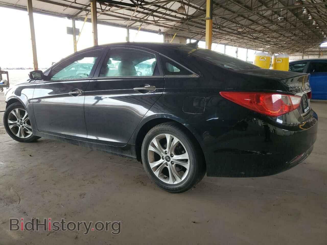 2013 HYUNDAI SONATA - VIN: 5NPEC4AC7DH592521 - Фото 2