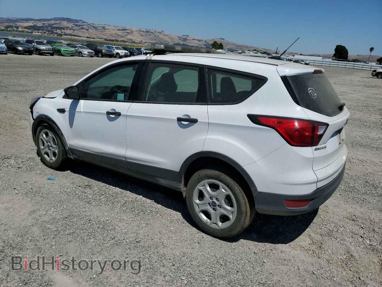 2019 FORD ESCAPE - VIN: 1FMCU0F78KUB64853 - Фото 2