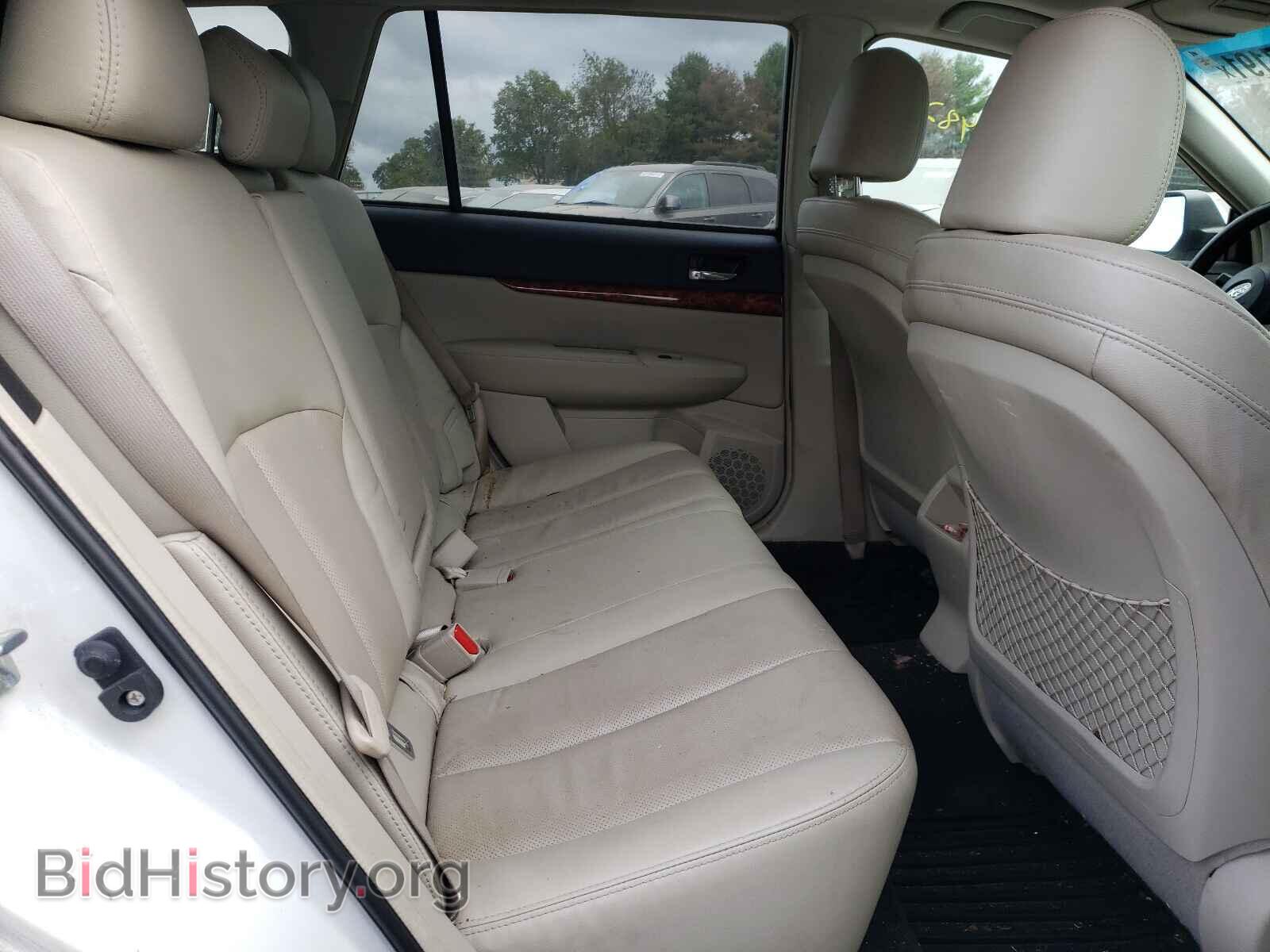 2011 SUBARU OUTBACK - VIN: 4S4BRDKC8B2387039 - Photo 6