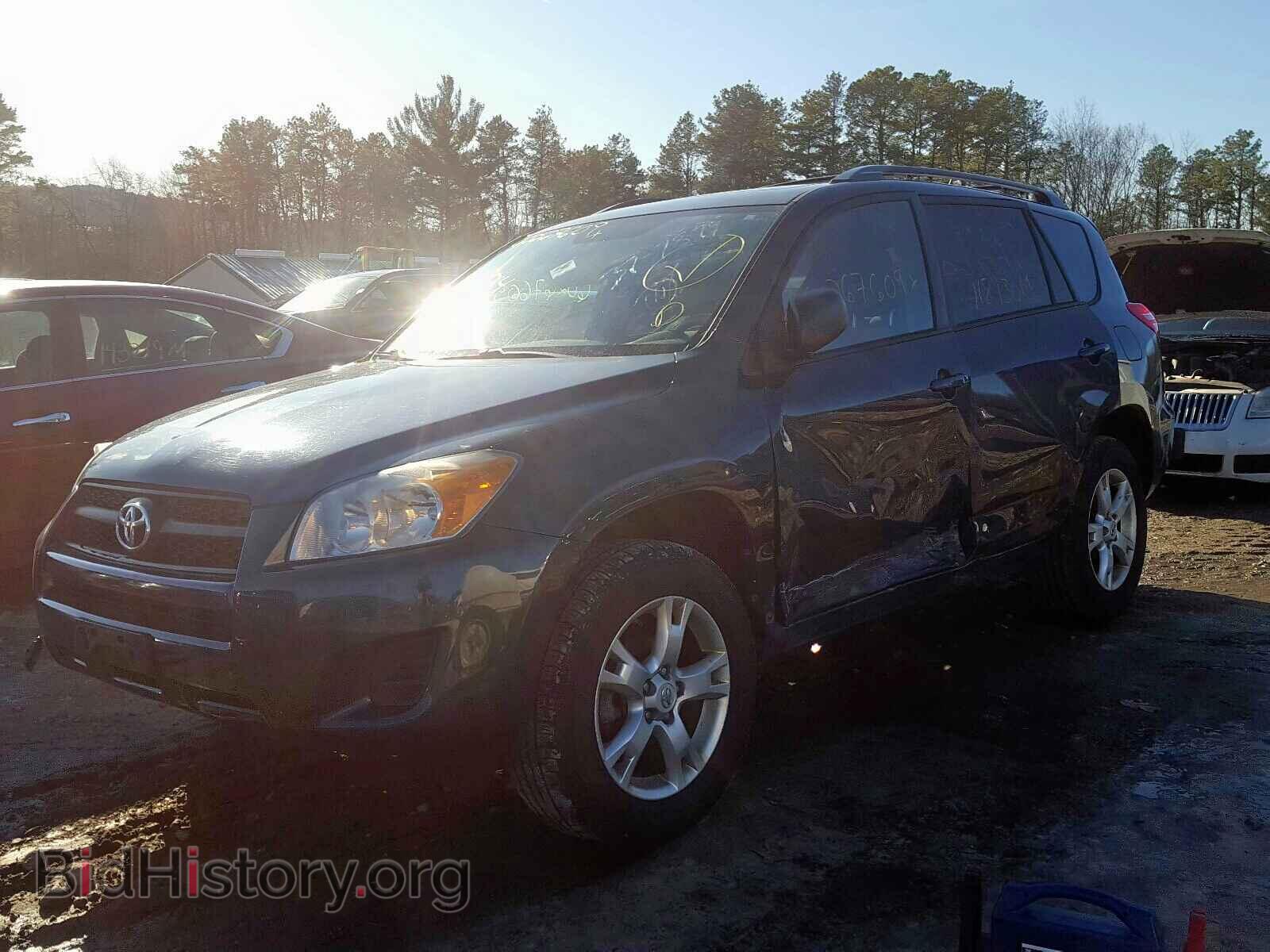 2011 TOYOTA RAV4 - VIN: 2T3BF4DV9BW105820 - Фото 2
