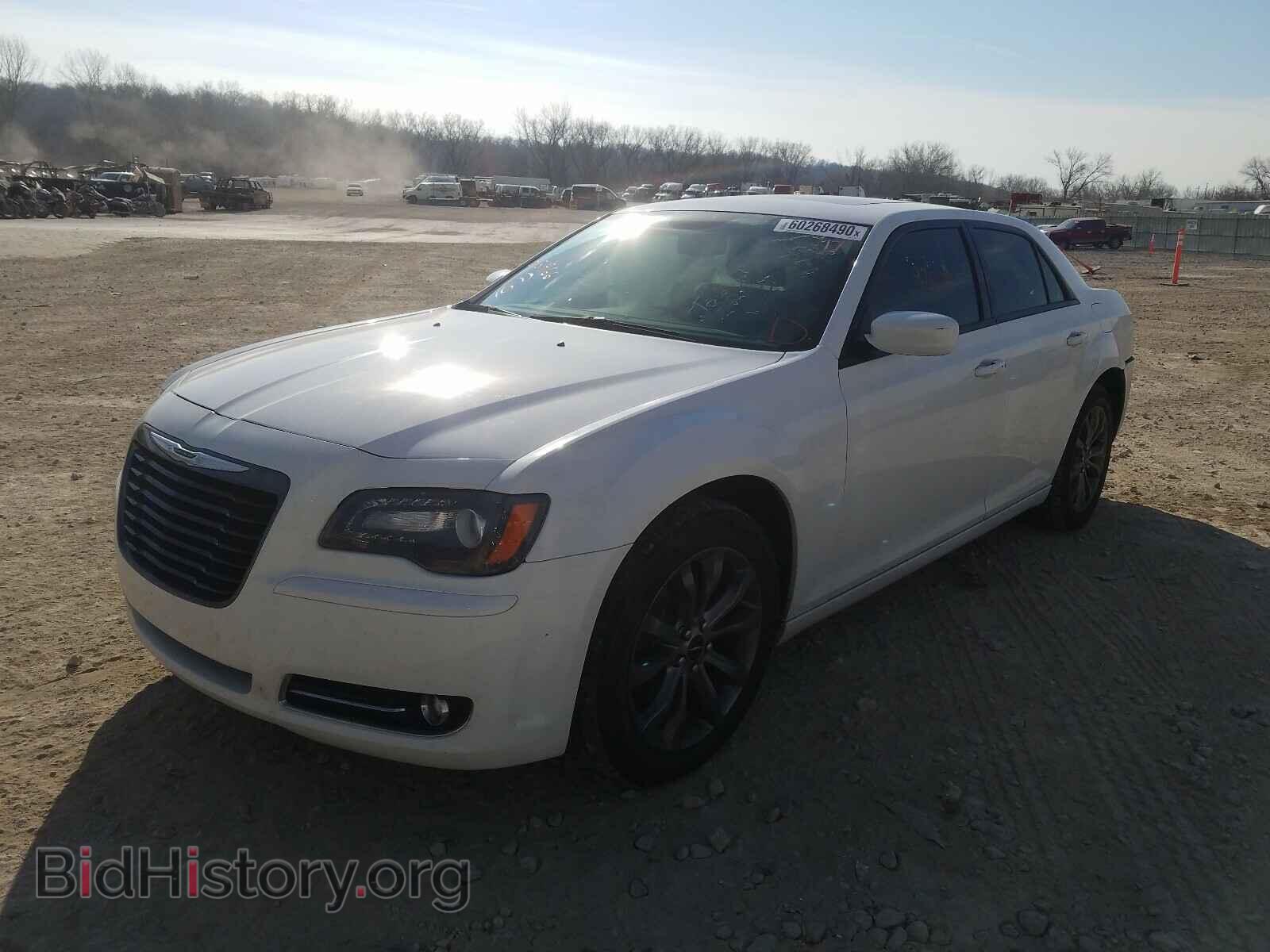 2014 CHRYSLER 300 - VIN: 2C3CCAGG2EH311966 - Фото 2