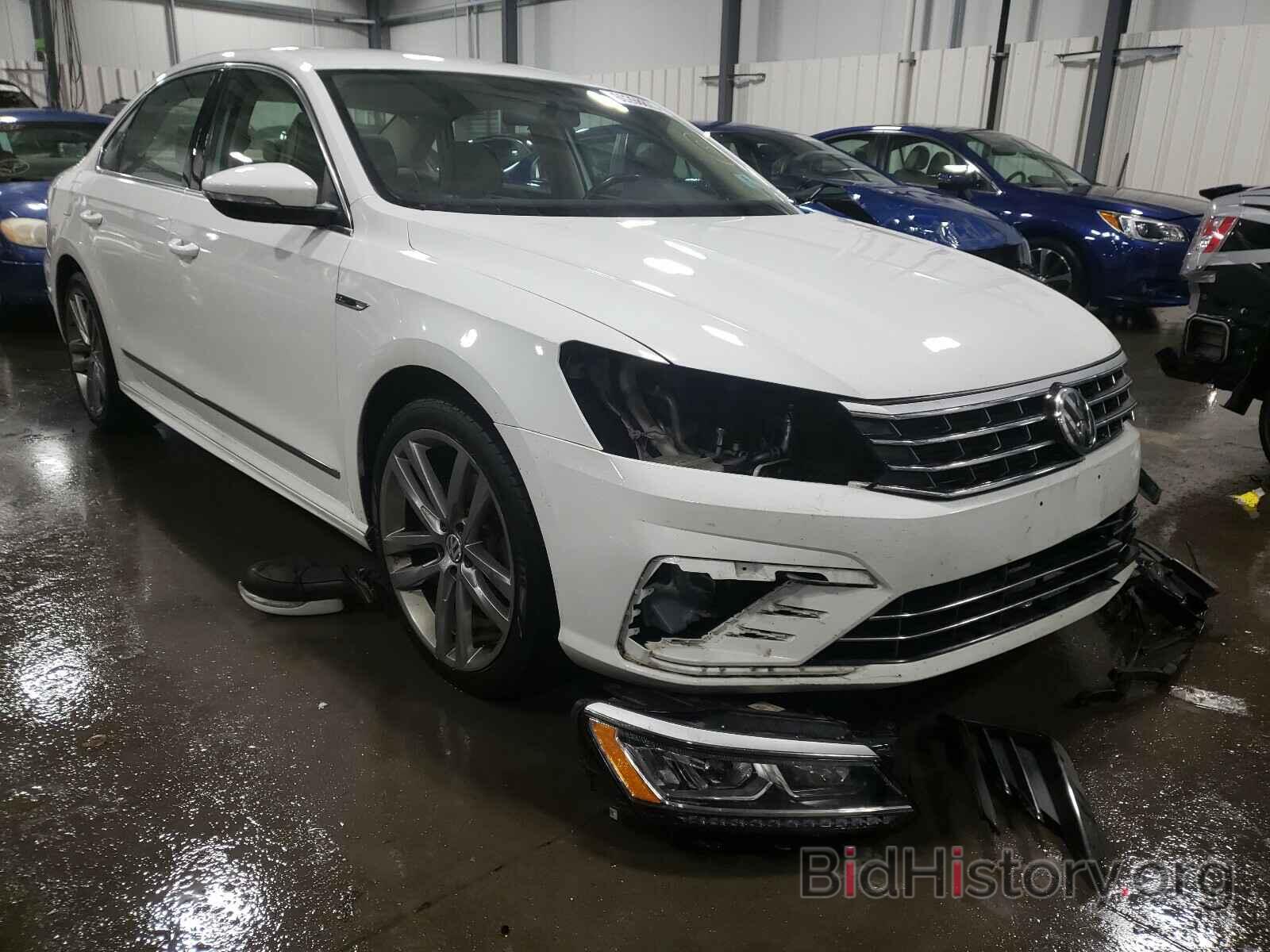 Фотография 1VWDT7A32HC052621 - VOLKSWAGEN PASSAT 2017