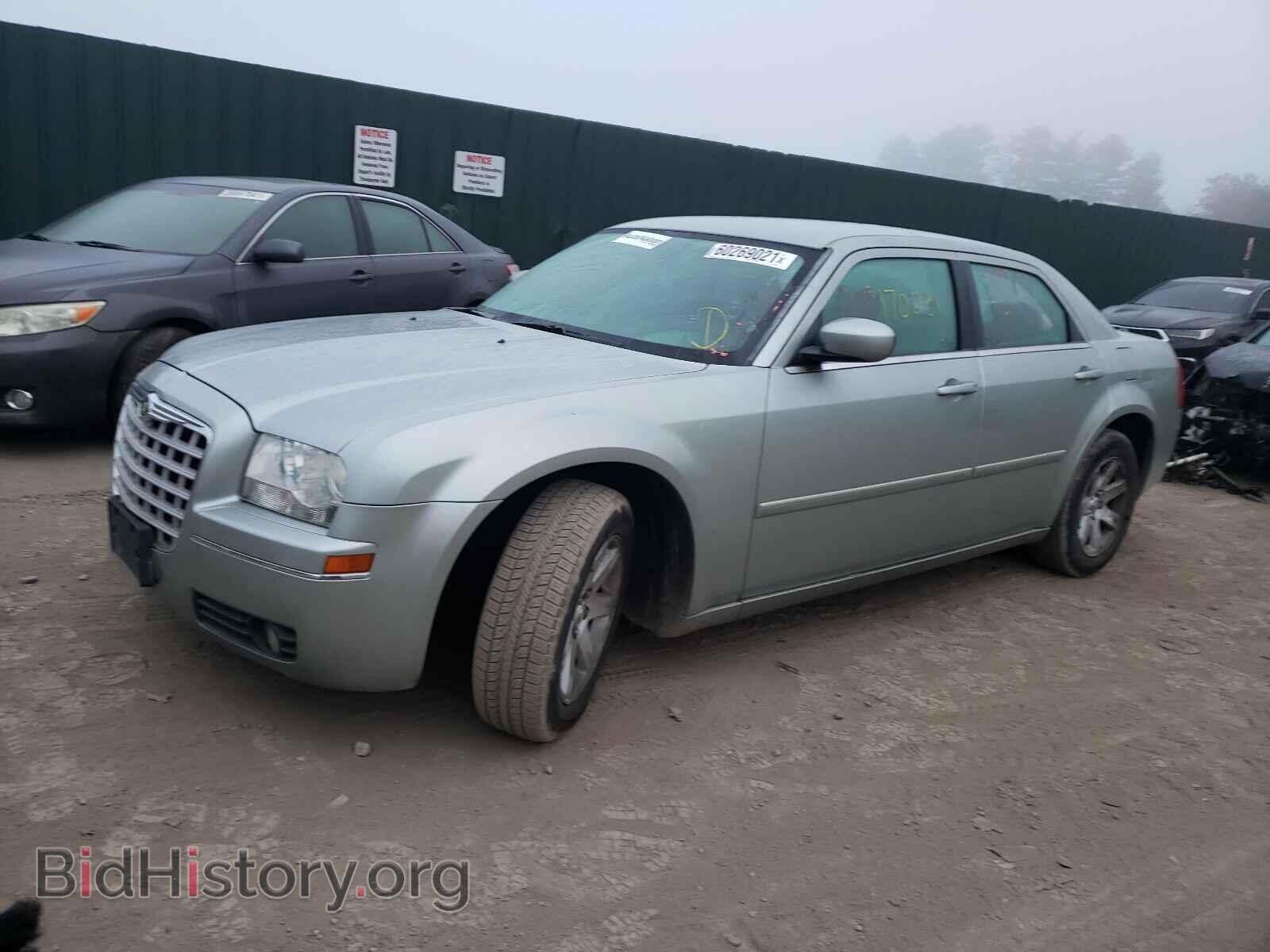 2006 CHRYSLER 300 - VIN: 2C3KA53G56H257269 - Фото 2