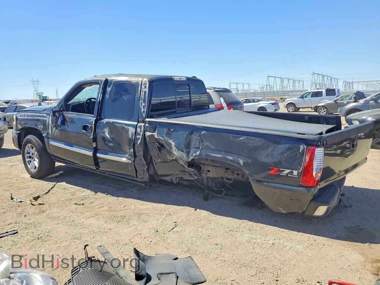 2005 GMC SIERRA - VIN: 1GTEK19B05E216337 - Фото 2