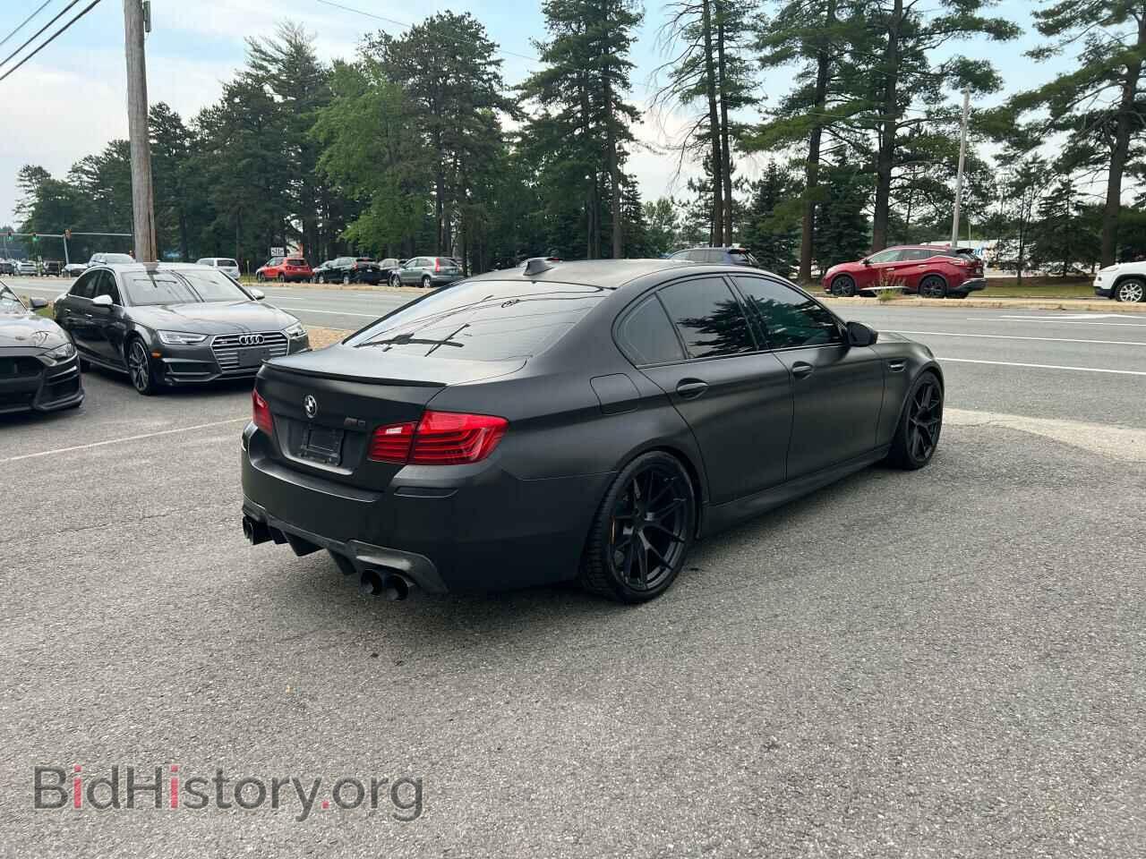 2015 BMW M5 - VIN: WBSFV9C53FD595136 - Фото 3