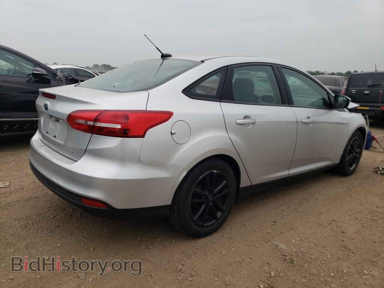 2018 FORD FOCUS - VIN: 1FADP3F25JL257104 - Фото 3