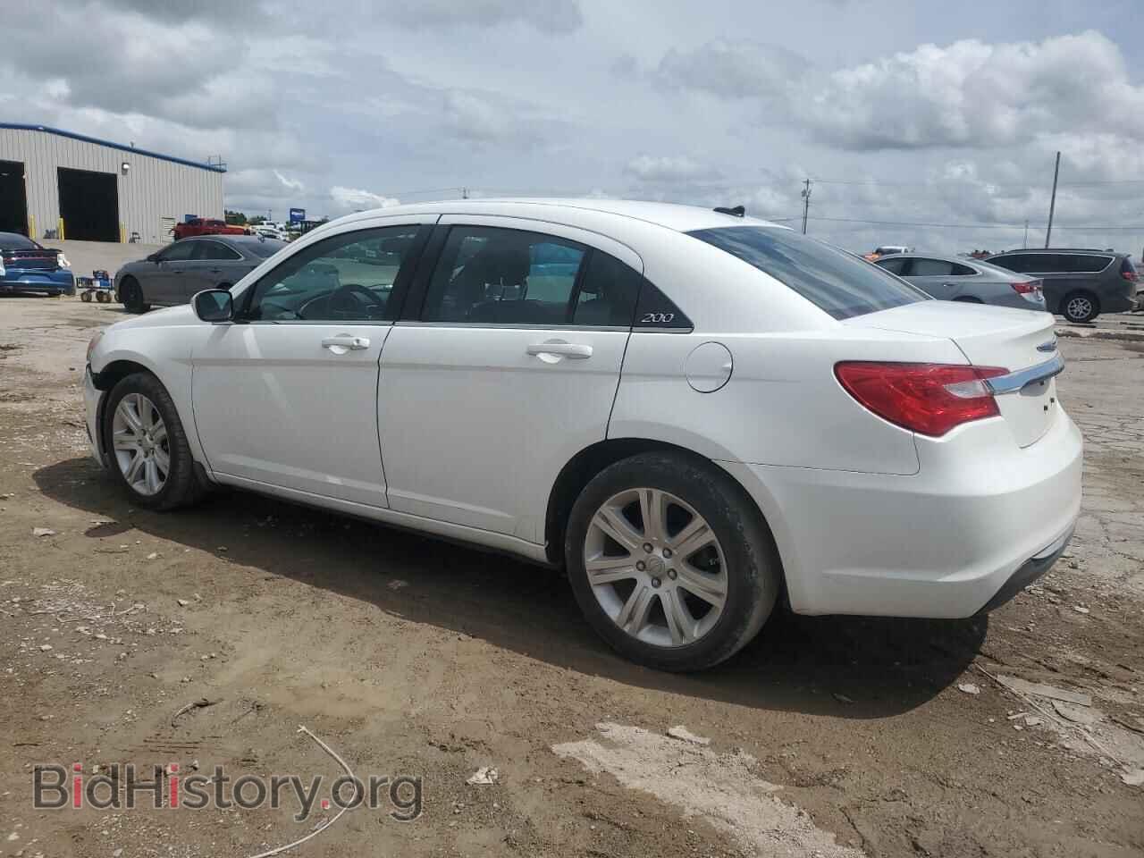 2013 CHRYSLER 200 - VIN: 1C3CCBBB5DN726433 - Photo 2