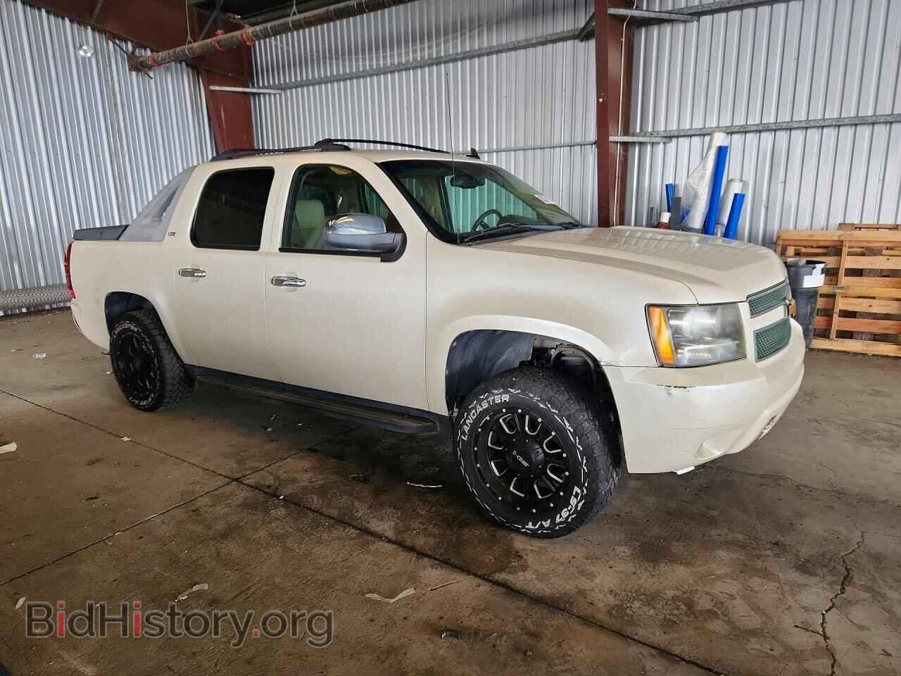 2011 CHEVROLET AVALANCHE - VIN: 3GNMCGE03BG103803 - Фото 4