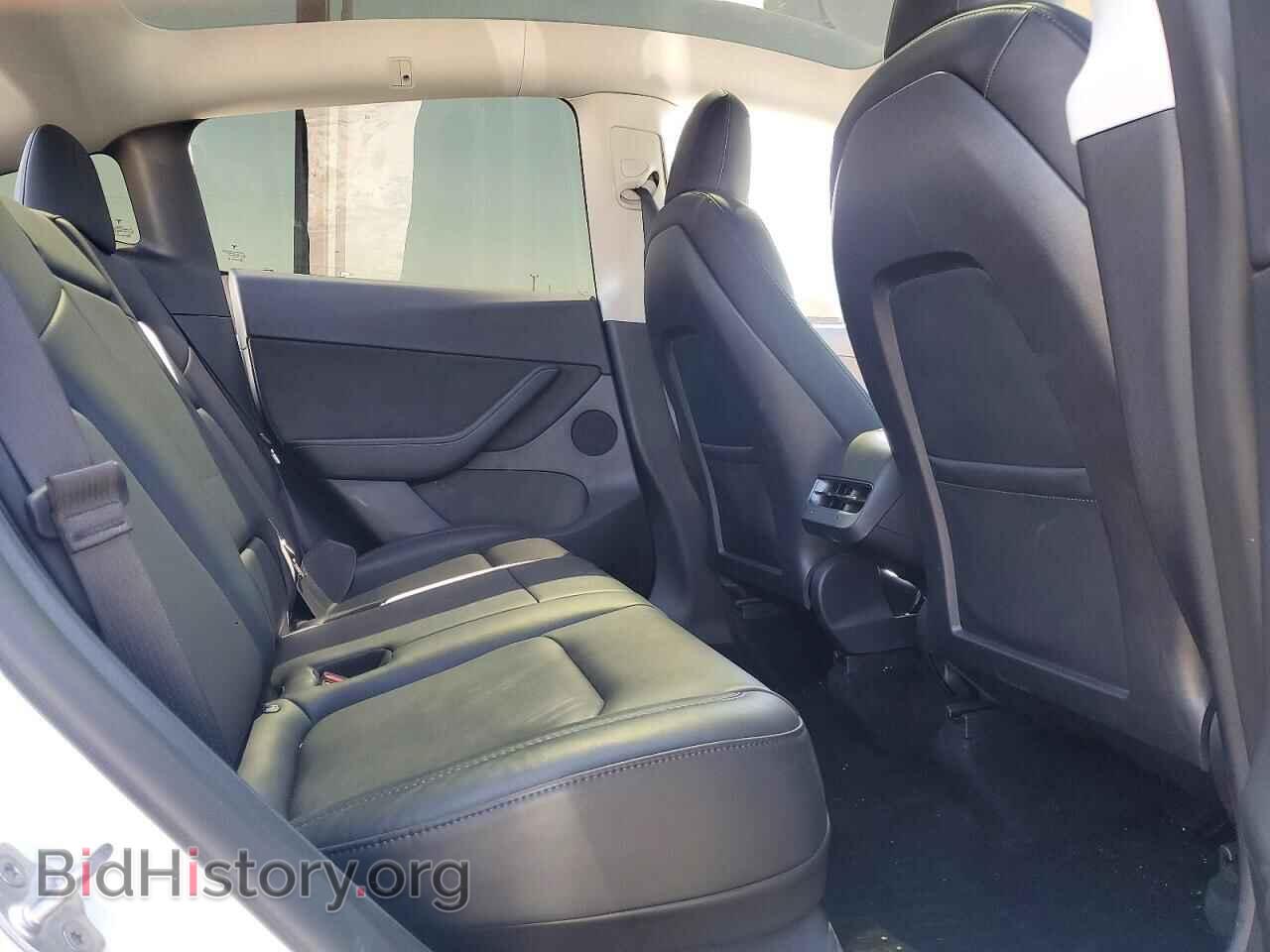 2022 TESLA MODEL Y - VIN: 7SAYGDEF8NF484580 - Фото 11