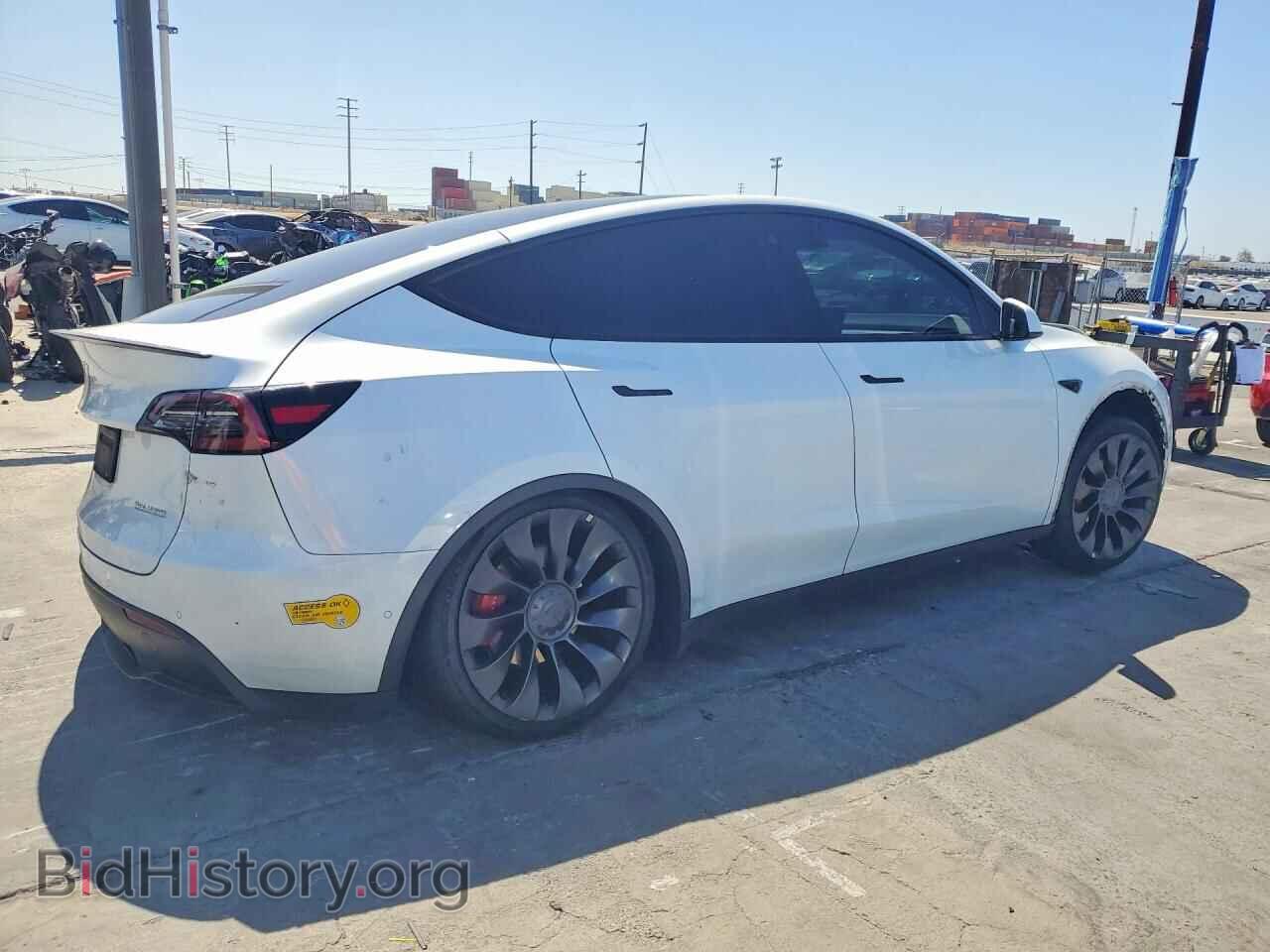 2022 TESLA MODEL Y - VIN: 7SAYGDEF8NF484580 - Фото 3