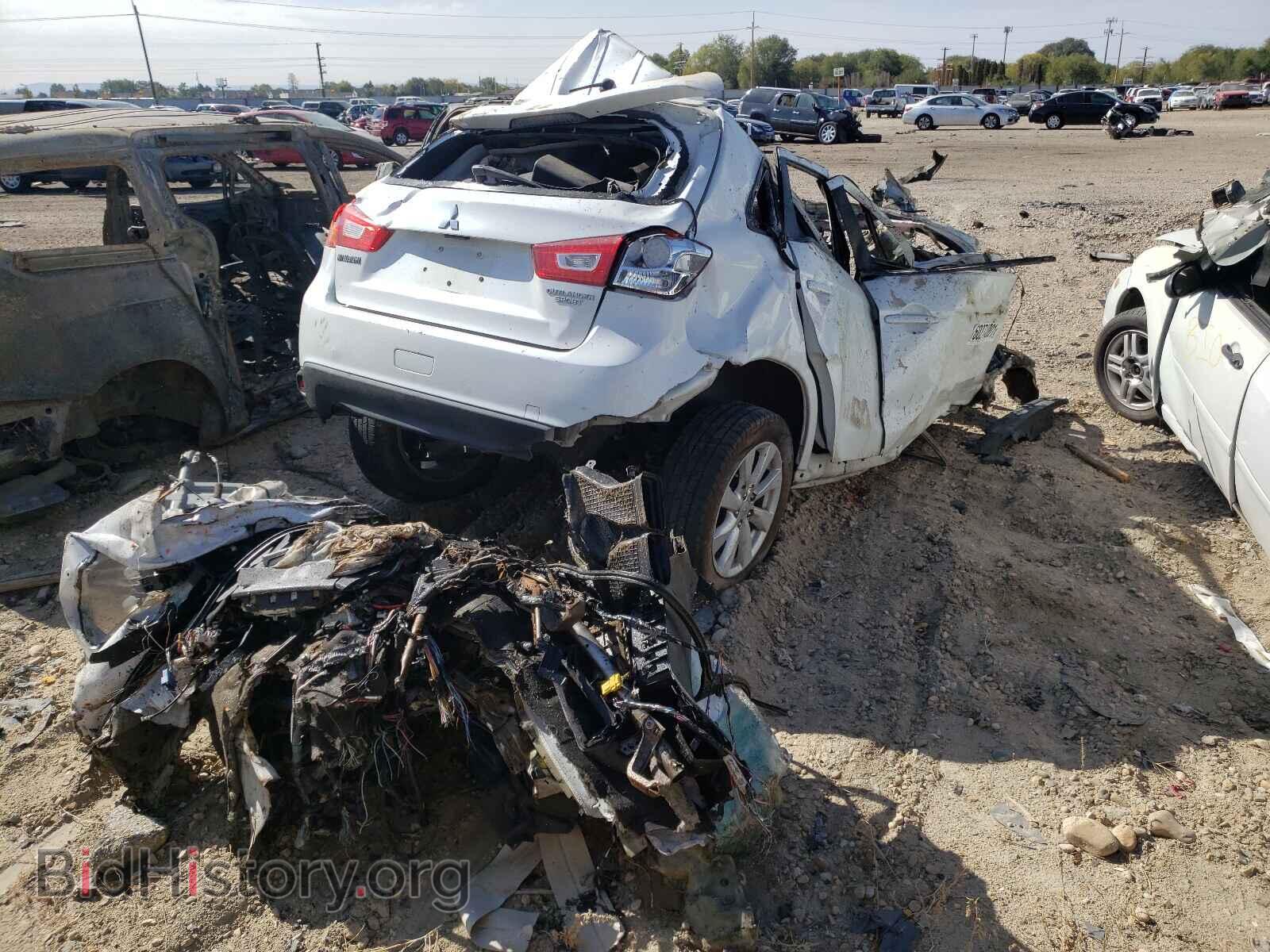 2014 MITSUBISHI OUTLANDER - VIN: 4A4AP3AU2EE015413 - Фото 4