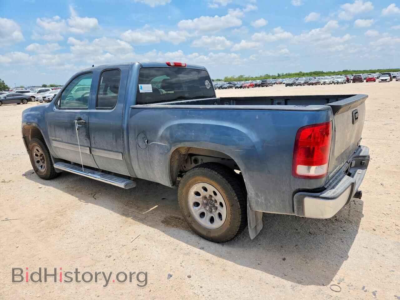 2007 GMC SIERRA - VIN: 2GTEC19CX71600149 - Фото 2