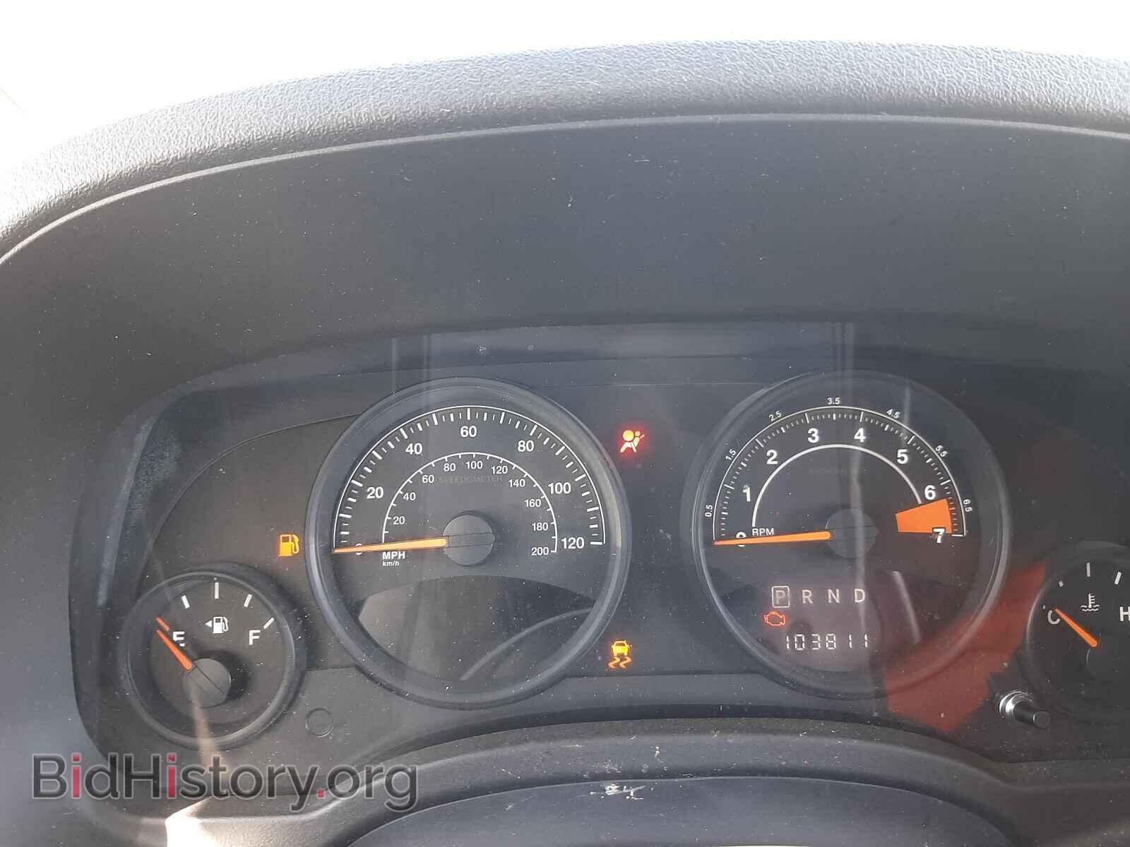 2015 JEEP COMPASS - VIN: 1C4NJCBA7FD313316 - Фото 8