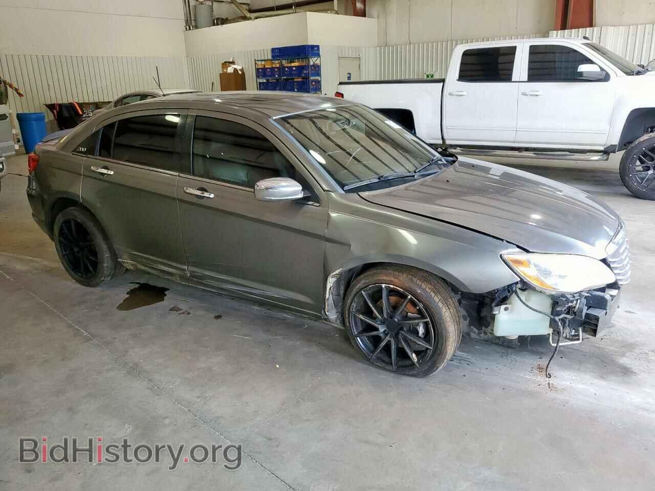 2012 CHRYSLER 200 - VIN: 1C3CCBCG8CN233810 - Фото 4
