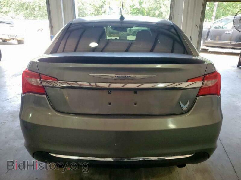 2012 Chrysler 200 (VIN 1C3CCBCG8CN233810) — photo 6 of 13