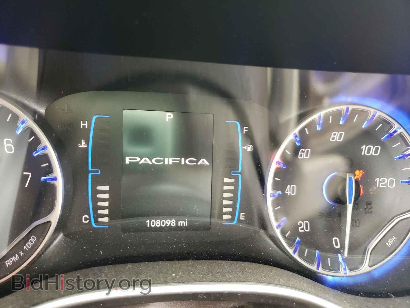 2017 CHRYSLER PACIFICA - VIN: 2C4RC1BG9HR768401 - Фото 8