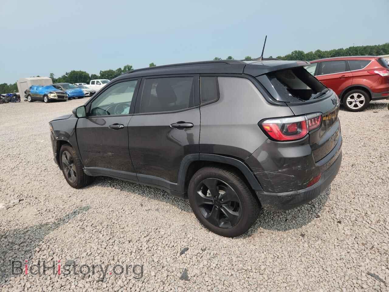 2018 JEEP COMPASS - VIN: 3C4NJCBB1JT407929 - Фото 2