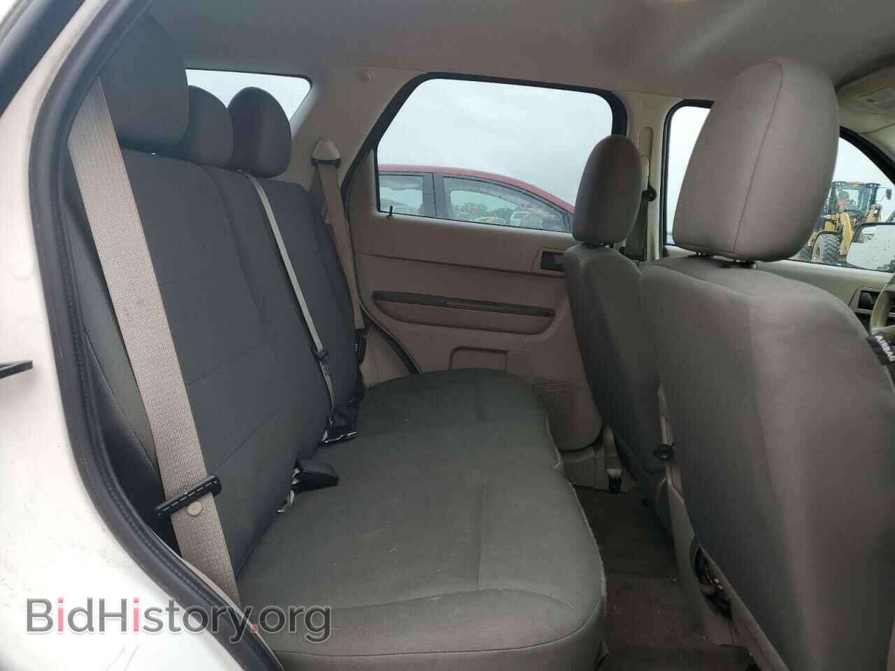 2011 FORD ESCAPE - VIN: 1FMCU0C79BKB47155 - Фото 11