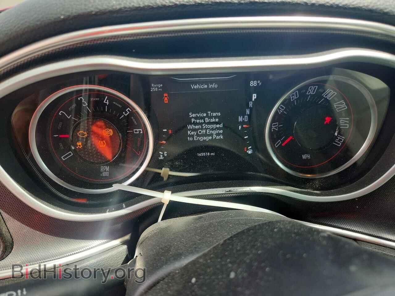 2018 DODGE CHALLENGER - VIN: 2C3CDZAG1JH202266 - Photo 9