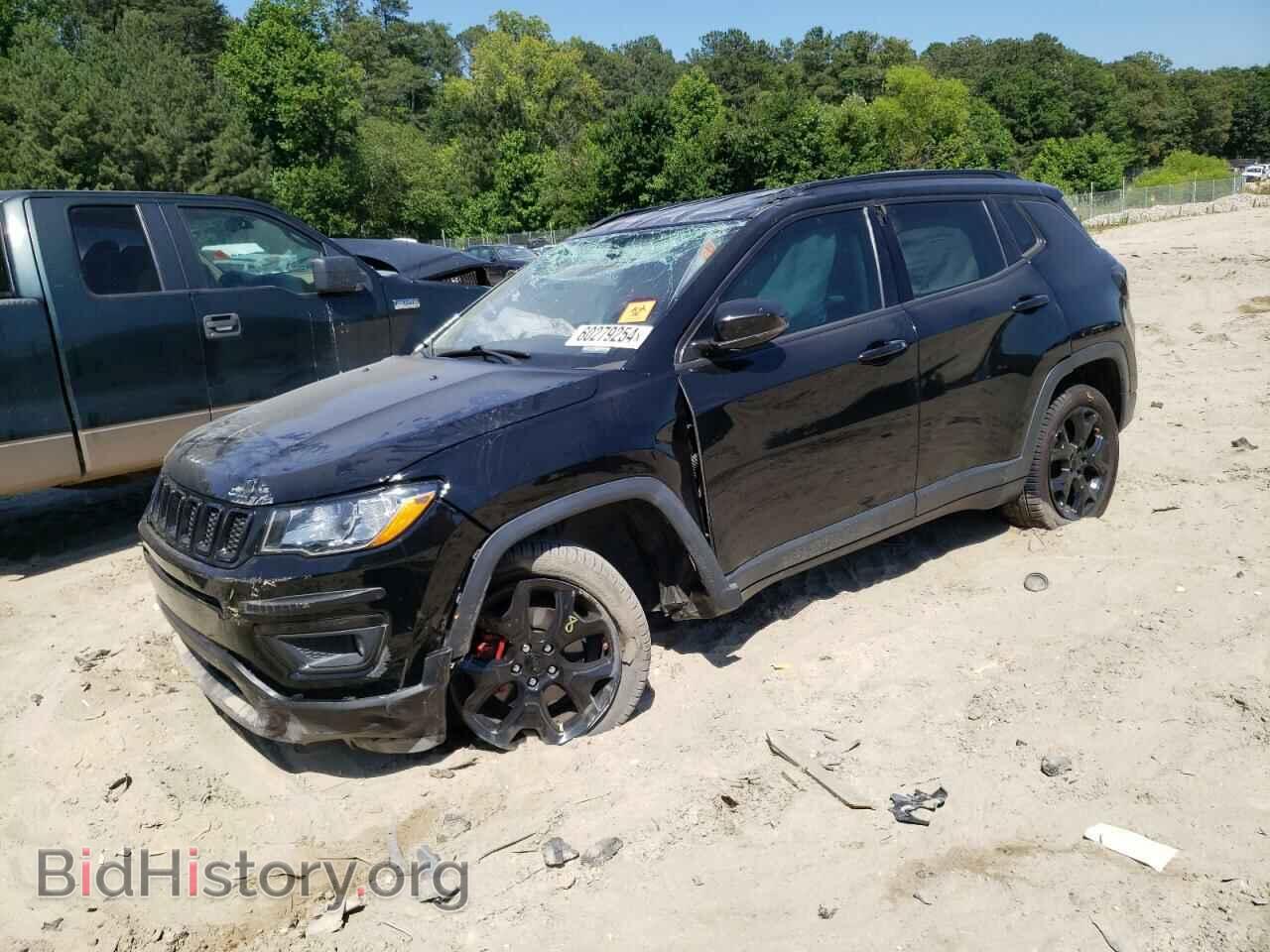 Фотография 3C4NJDCB7HT631933 - JEEP COMPASS 2017