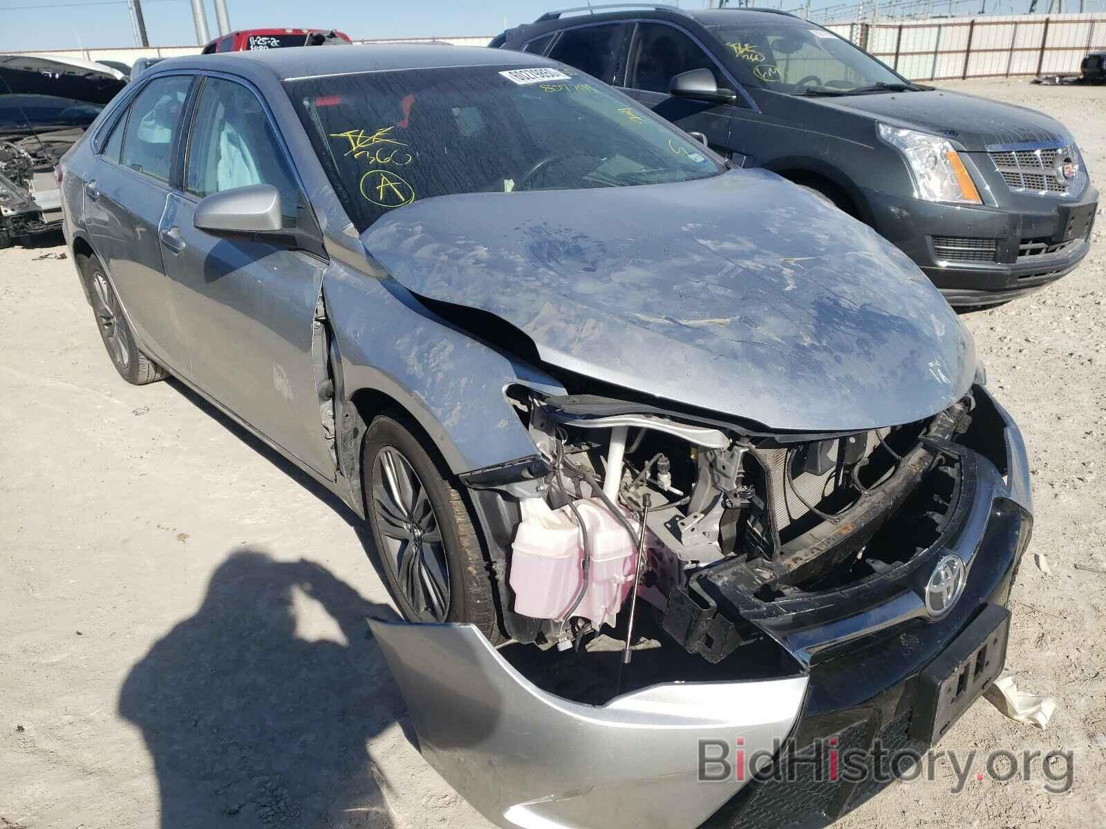 Photo 4T1BF1FK6HU807791 - TOYOTA CAMRY 2017