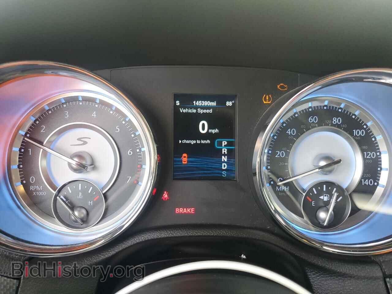 2013 CHRYSLER 300 - VIN: 2C3CCABG6DH732840 - Фото 9