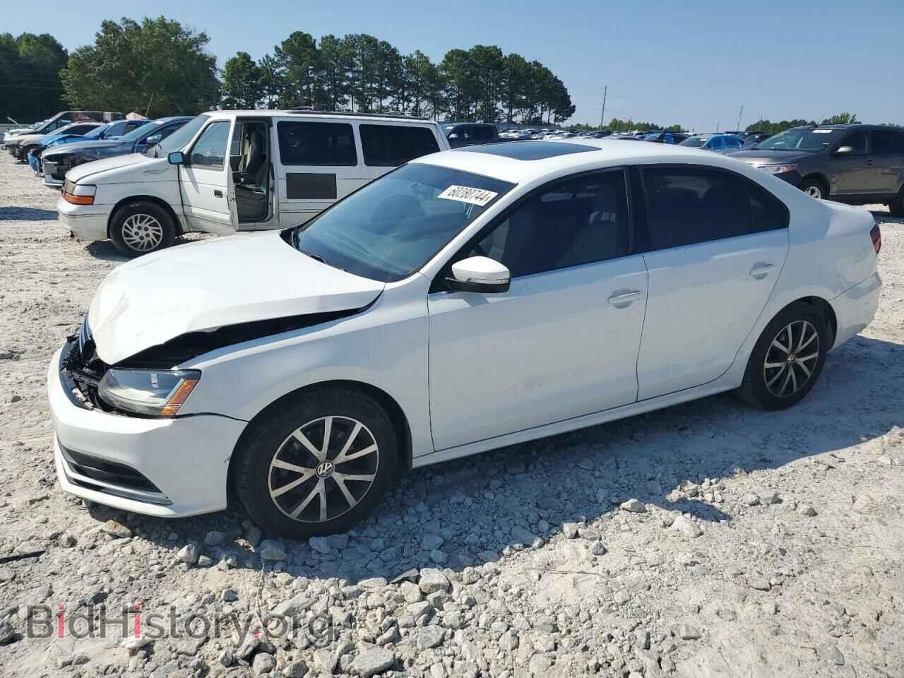 Фотография 3VWDB7AJ9HM303876 - VOLKSWAGEN JETTA 2017