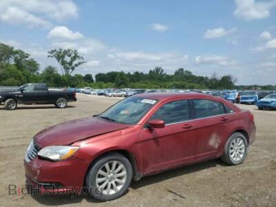 2013 Chrysler 200 Touring, бордовый — VIN 1C3CCBBB8DN633535, Copart