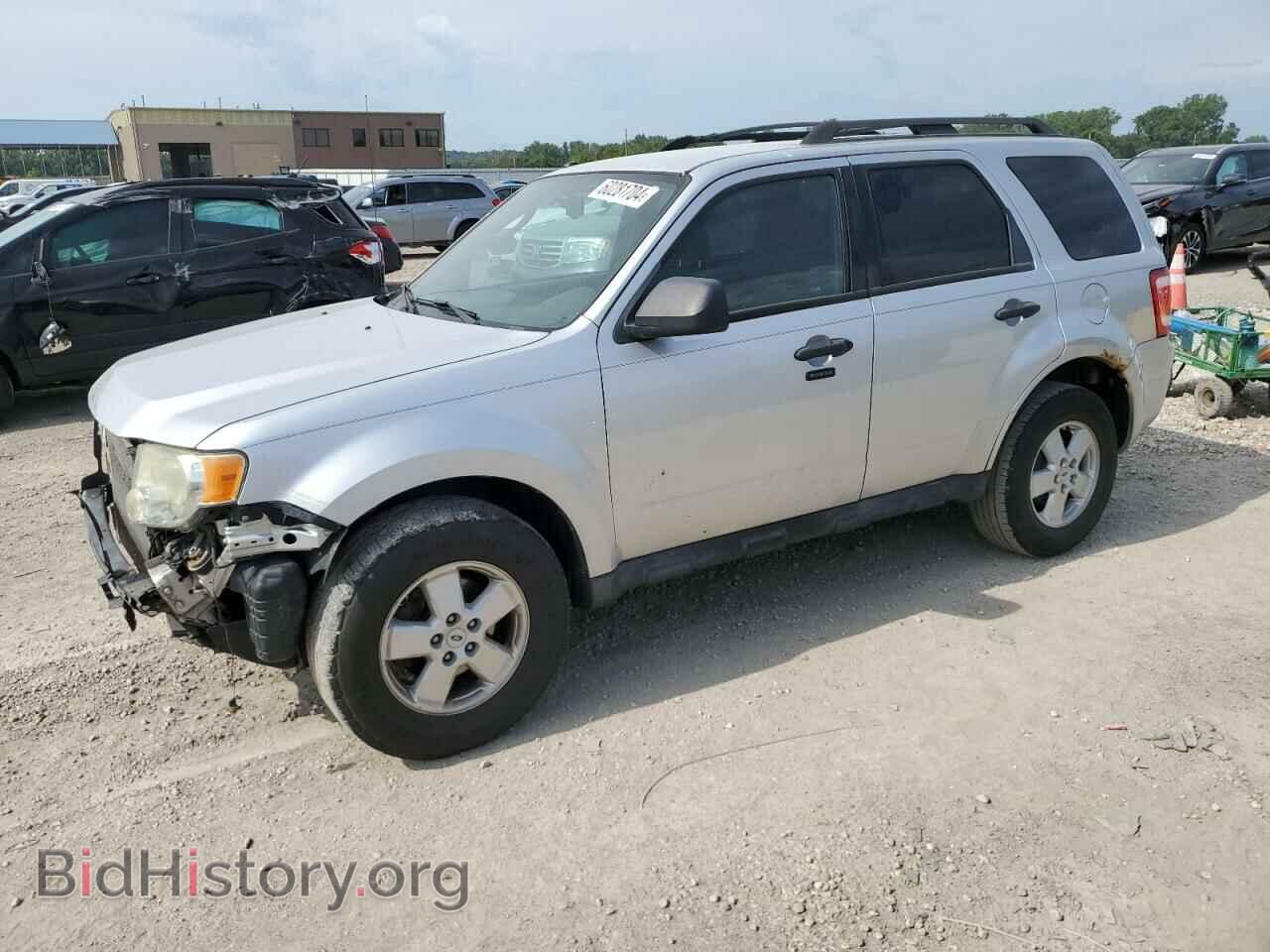 Фотография 1FMCU0D76AKA32882 - FORD ESCAPE 2010