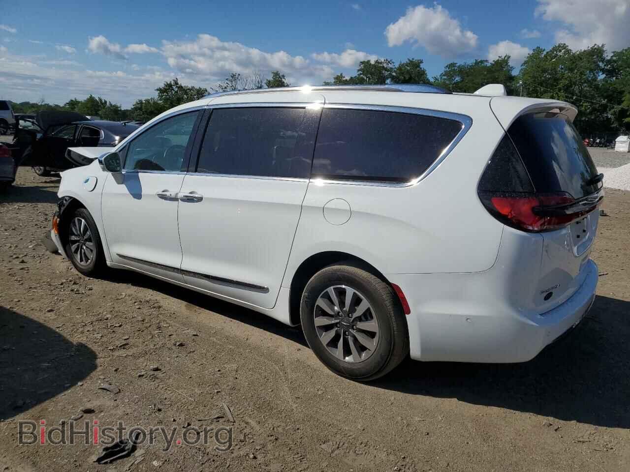 2021 CHRYSLER PACIFICA - VIN: 2C4RC1S72MR557325 - Фото 2
