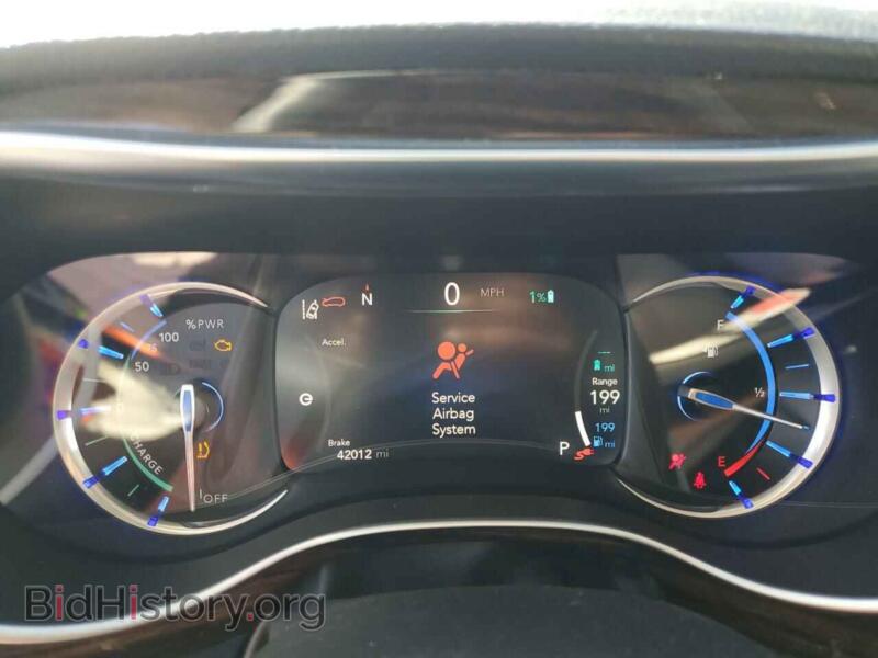 2021 Chrysler PACIFICA (VIN 2C4RC1S72MR557325) — photo 9 of 14