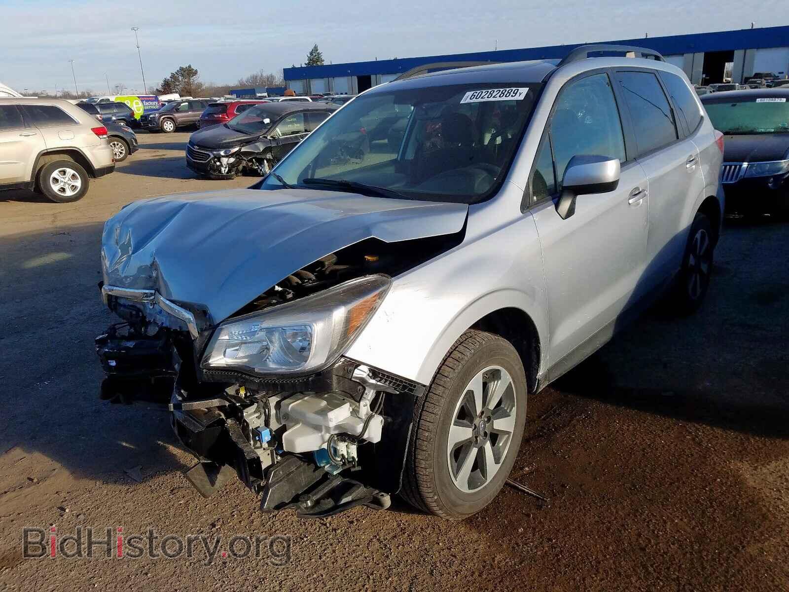 2018 SUBARU FORESTER - VIN: JF2SJAEC8JH505741 - Фото 2
