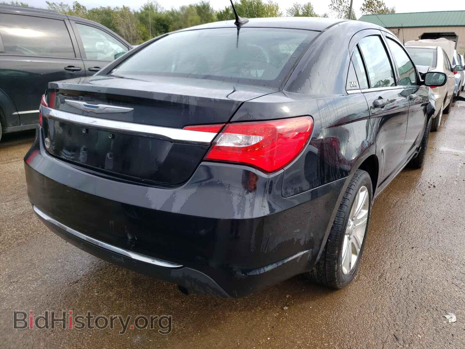 2013 CHRYSLER 200 - VIN: 1C3CCBBB4DN577481 - Photo 4