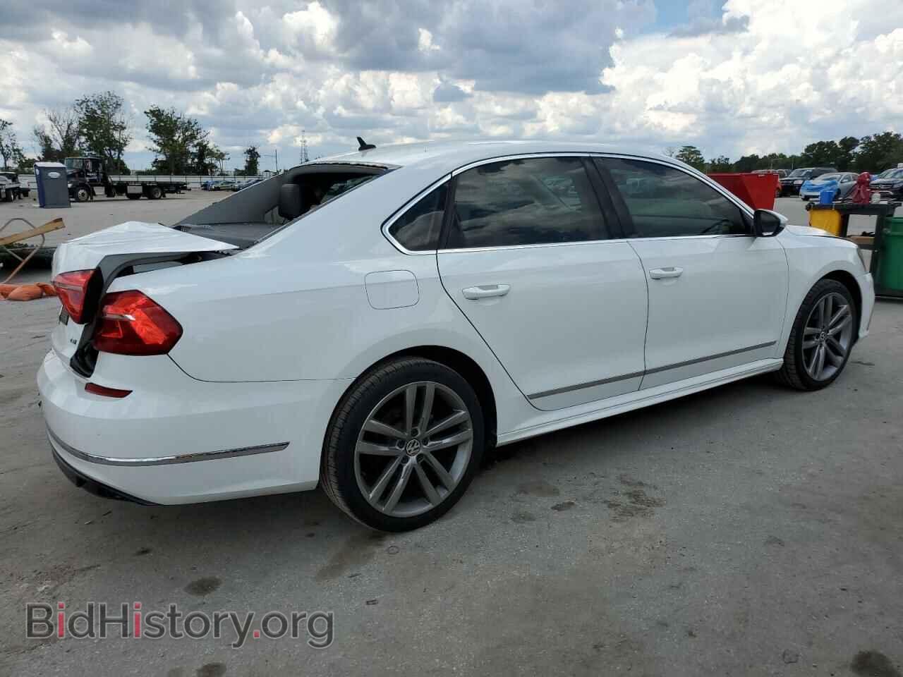 2016 VOLKSWAGEN PASSAT - VIN: 1VWAT7A39GC030455 - Фото 3