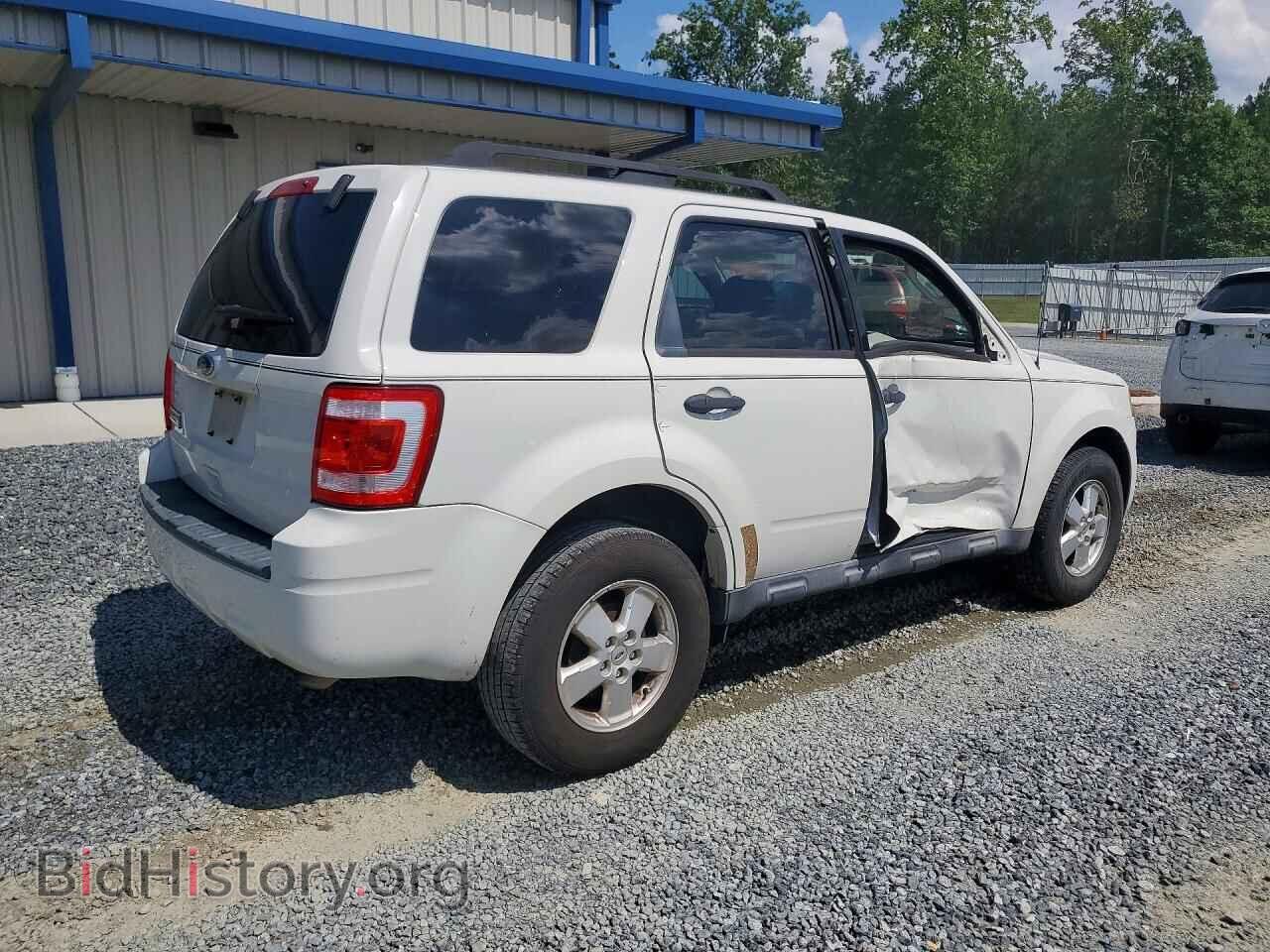 2010 FORD ESCAPE - VIN: 1FMCU0D79AKC65574 - Фото 3
