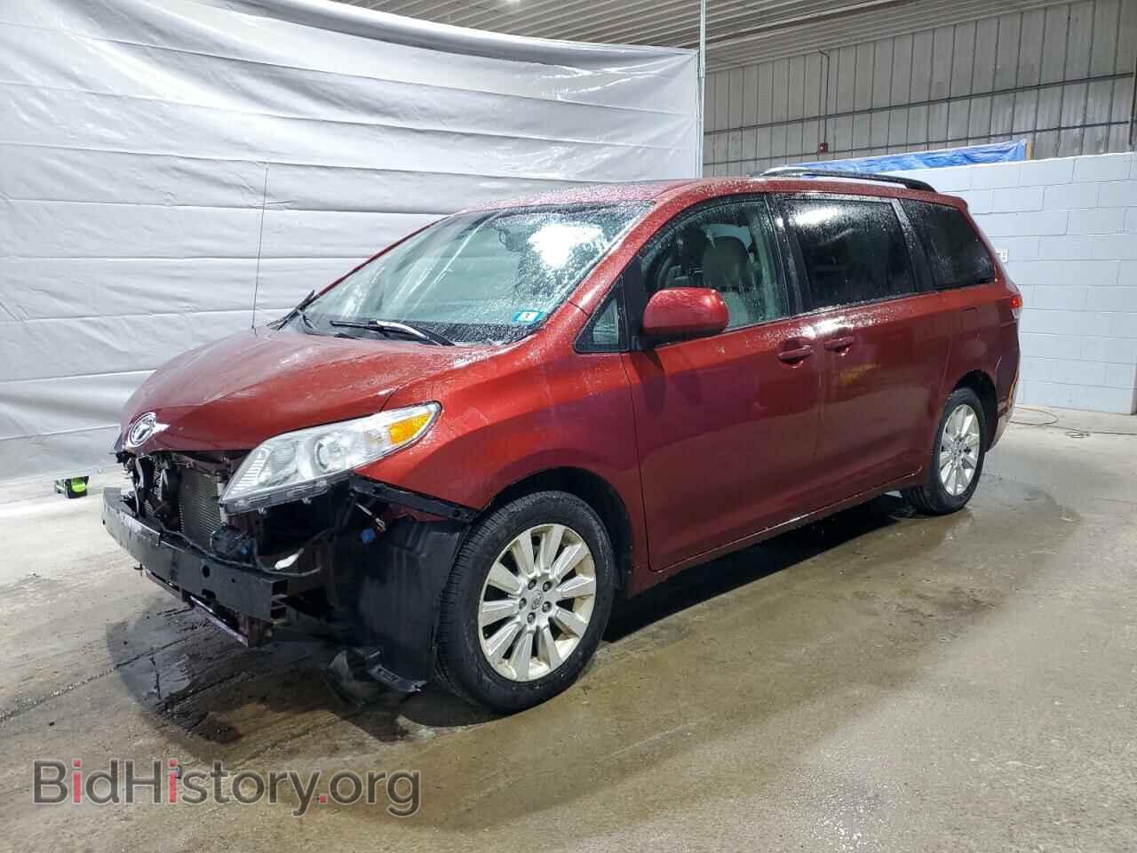 Photo 5TDDK3DC1CS031373 - TOYOTA All Models 2012