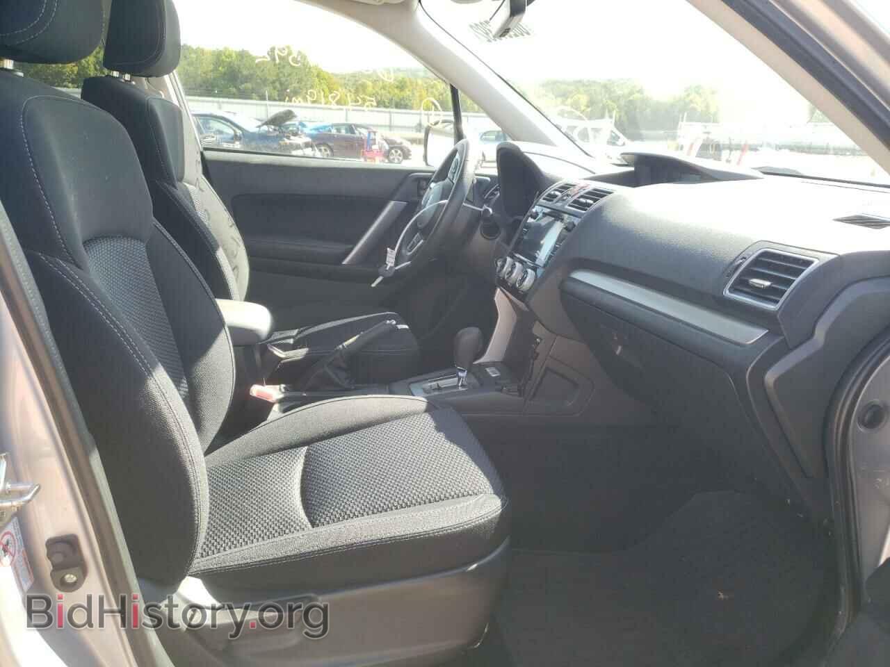 2017 SUBARU FORESTER - VIN: JF2SJAGC7HH554128 - Фото 5