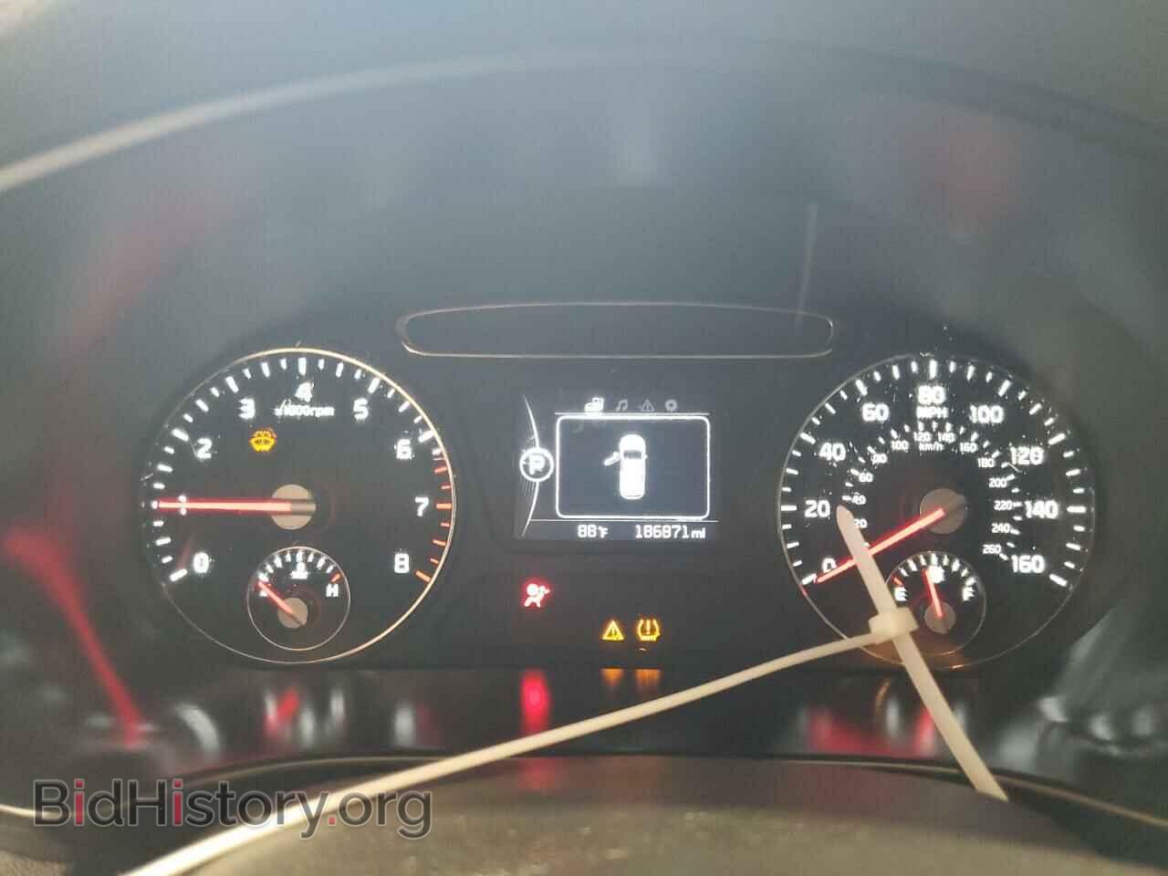 2016 KIA SORENTO - VIN: 5XYPG4A39GG061233 - Фото 9
