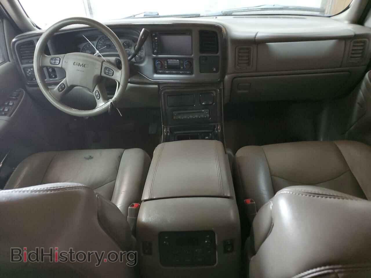 2006 GMC YUKON - VIN: 1GKEK63U96J106911 - Photo 8