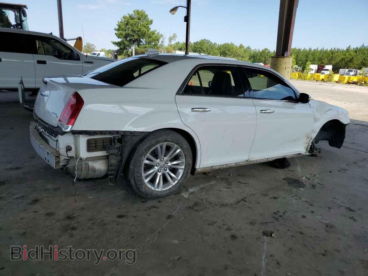 2016 CHRYSLER 300 - VIN: 2C3CCAEG9GH324512 - Фото 3
