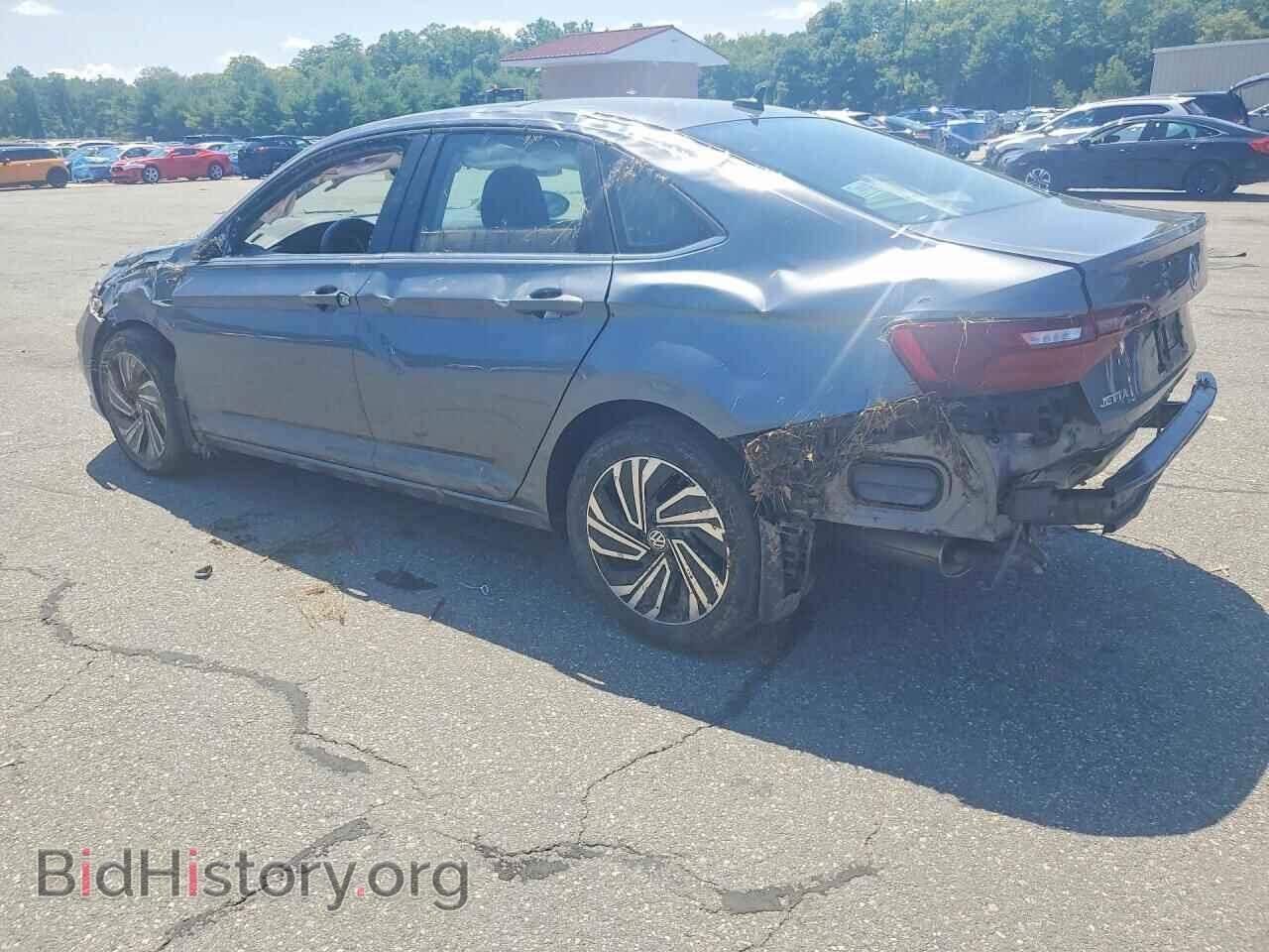 2020 VOLKSWAGEN JETTA - VIN: 3VWEB7BU4LM044882 - Photo 2