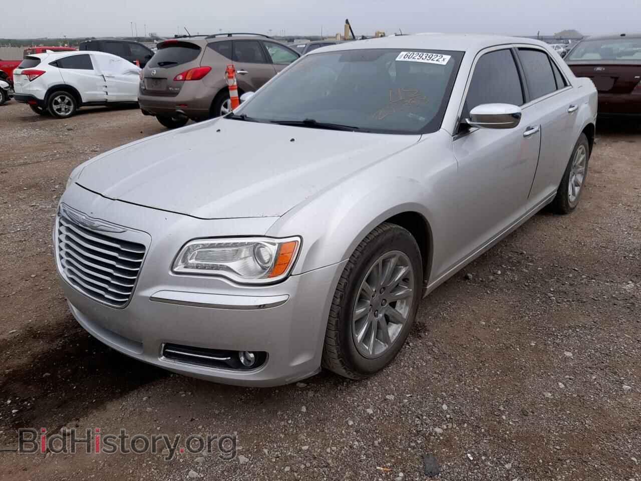 2012 CHRYSLER 300 - VIN: 2C3CCACG7CH205838 - Фото 2
