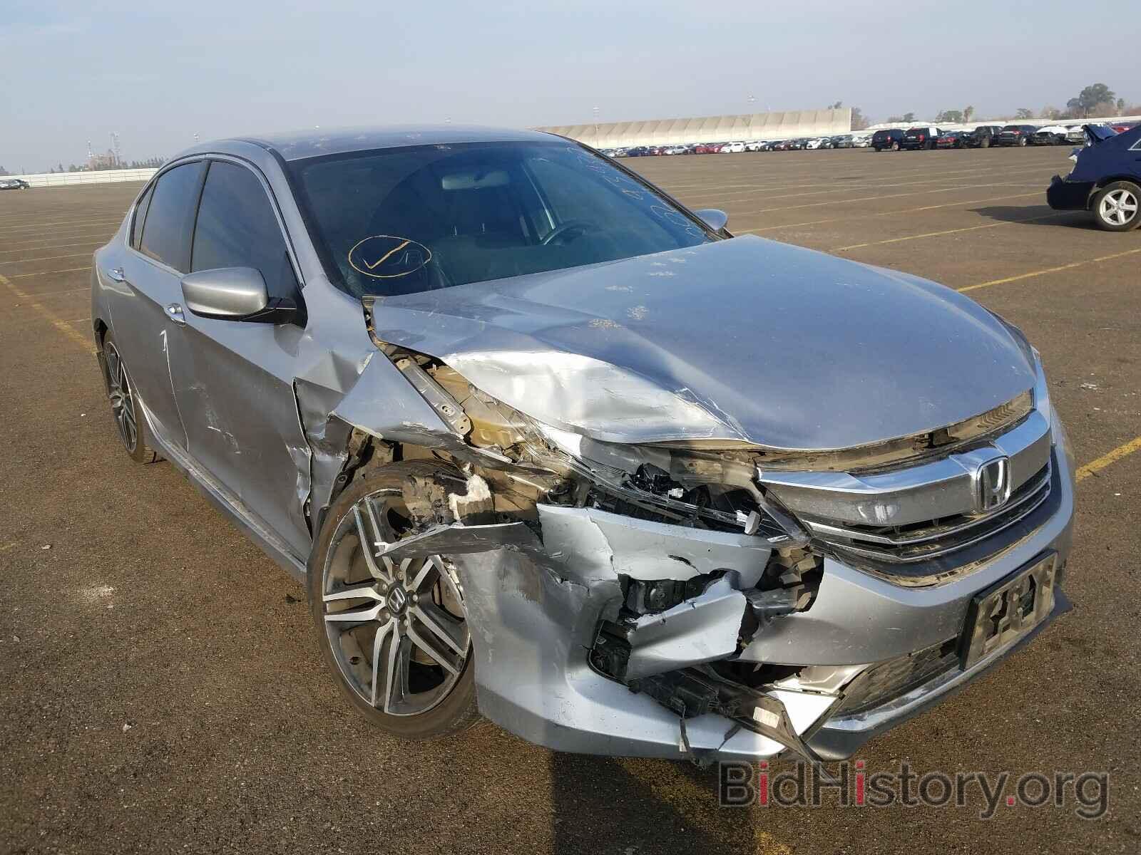 Фотография 1HGCR2F18HA258594 - HONDA ACCORD 2017