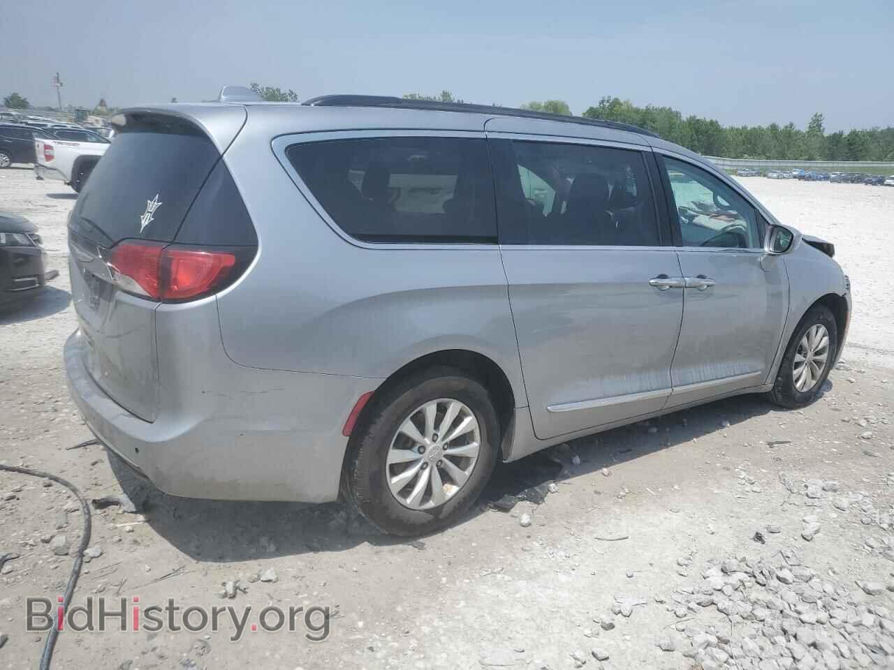 2017 CHRYSLER PACIFICA - VIN: 2C4RC1BG2HR529899 - Фото 3