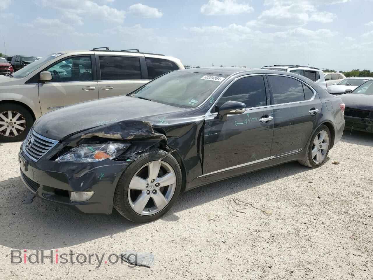 Photo JTHGL5EF0A5040310 - LEXUS LS460 2010