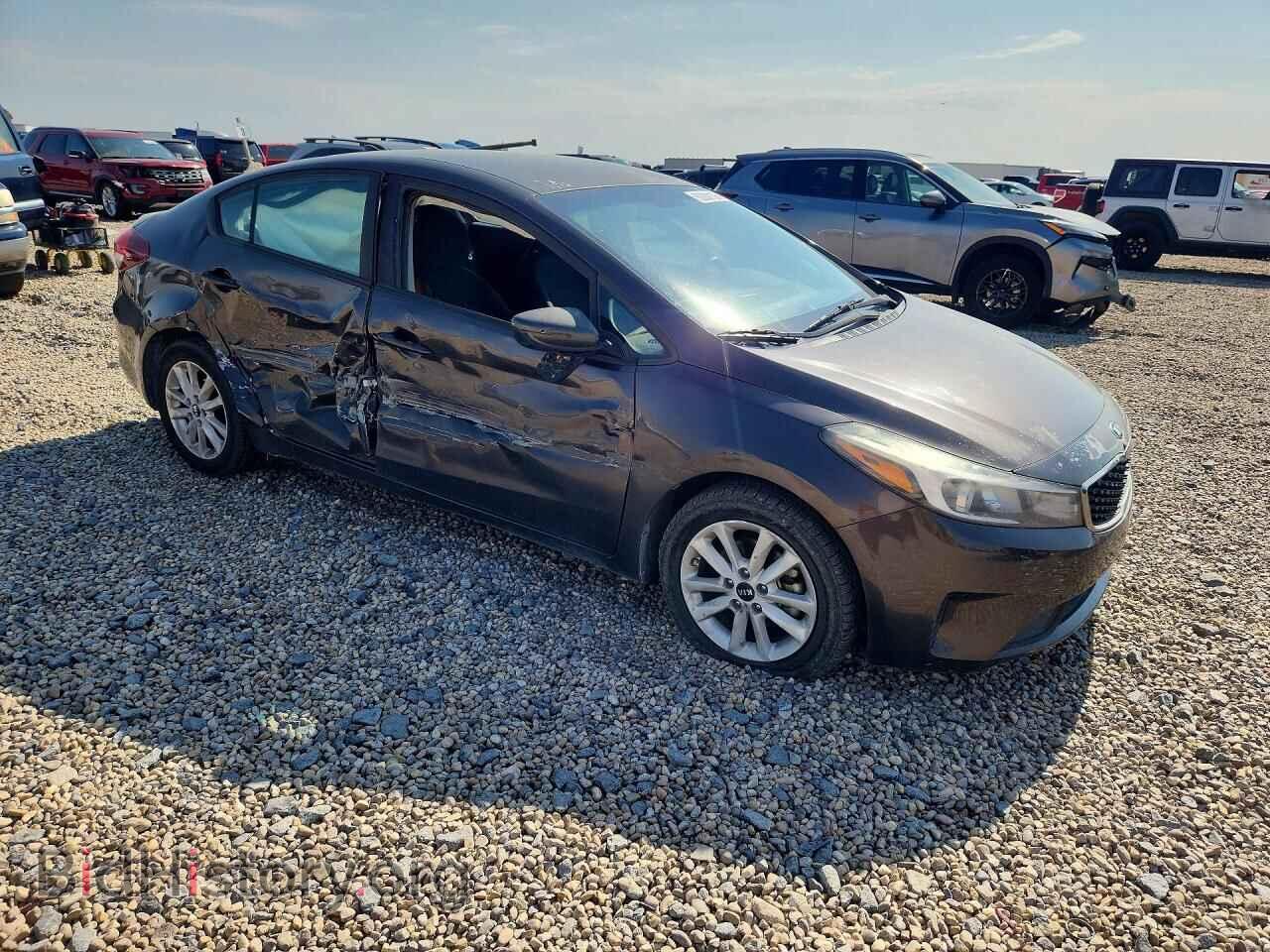 2017 KIA FORTE - VIN: 3KPFL4A76HE021538 - Фото 4