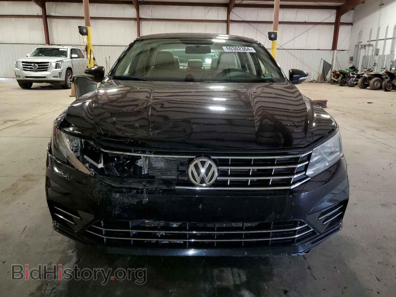 2018 VOLKSWAGEN PASSAT - VIN: 1VWAA7A37JC016633 - Фото 5