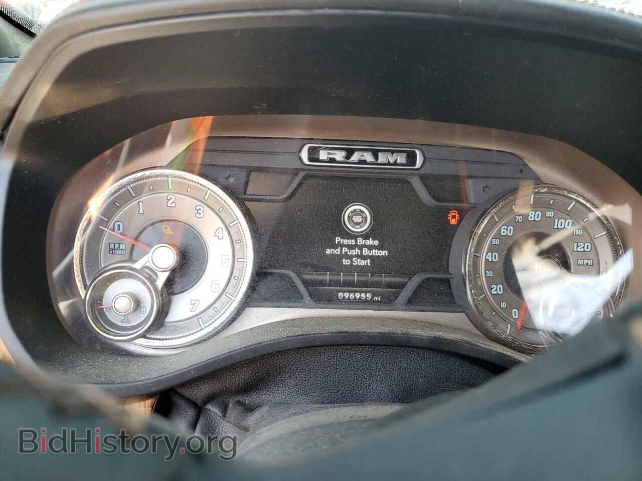 2019 RAM 1500 - VIN: 1C6SRFST3KN595948 - Фото 9