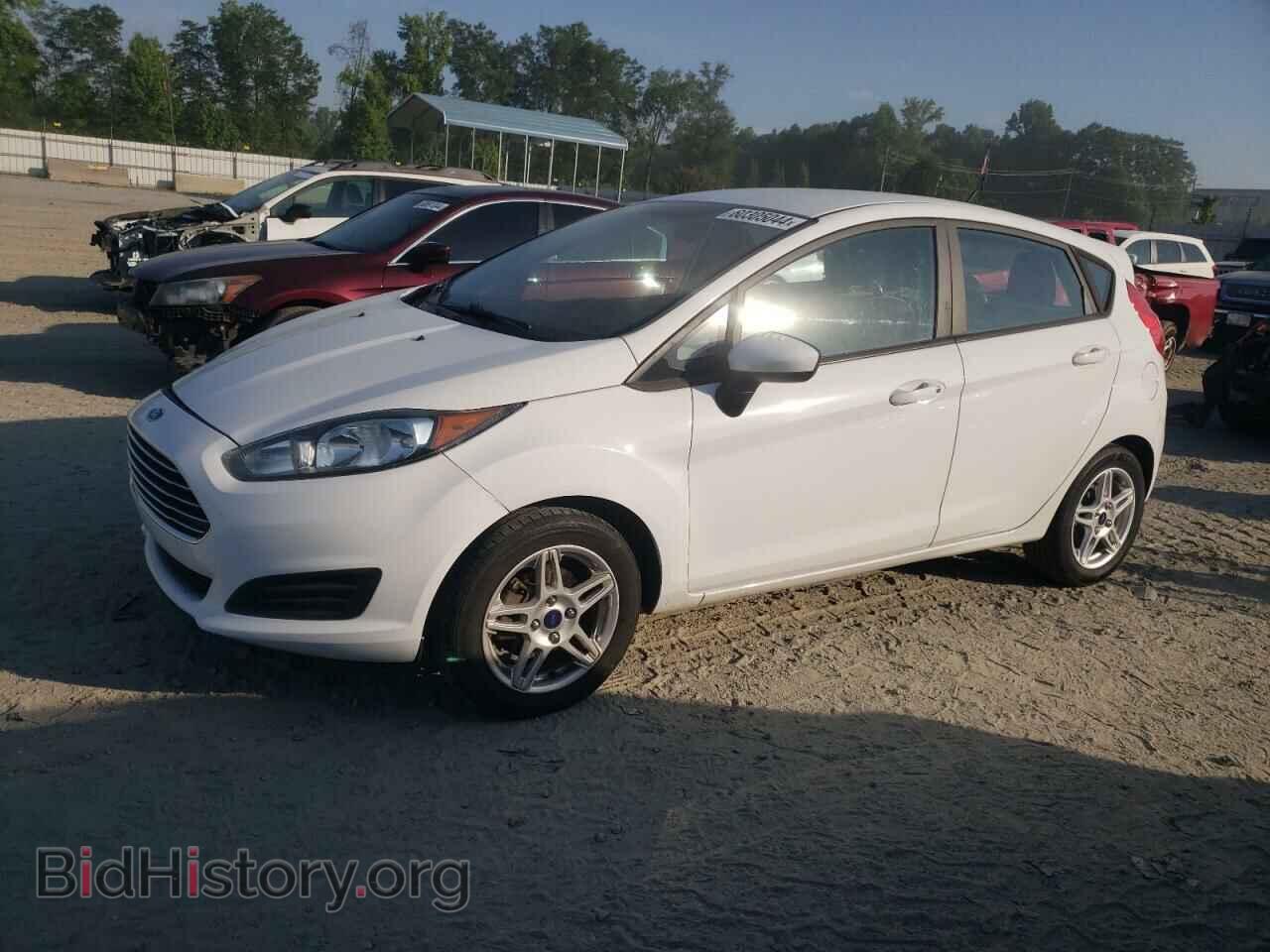 Photo 3FADP4EJ3JM107263 - FORD FIESTA 2018