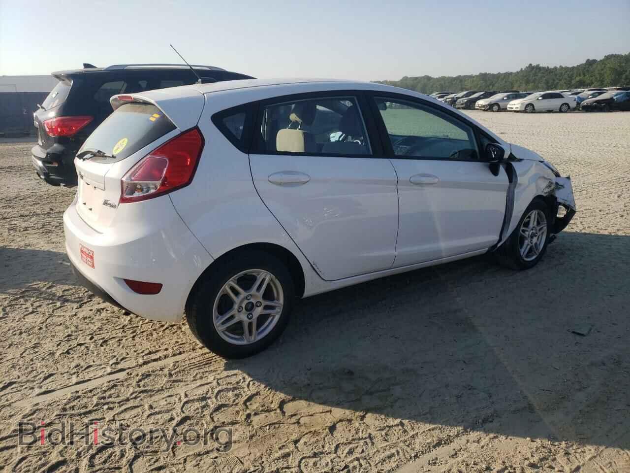 2018 FORD FIESTA - VIN: 3FADP4EJ3JM107263 - Фото 3